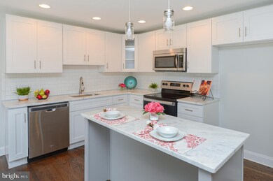 661 Shoemaker Ln, King of Prussia, PA 19406 - photo 2