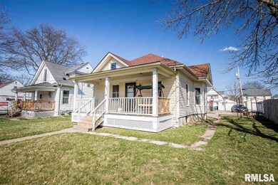 1921 Bridge Ave, Davenport, IA 52803 - photo 2