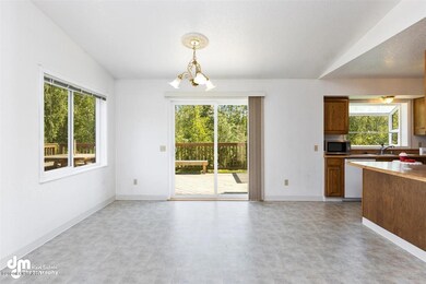 14-Dining Room-ELKO1637