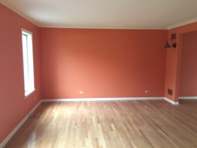 2520 Crescent Rd, Homewood, IL 60430 - photo 2