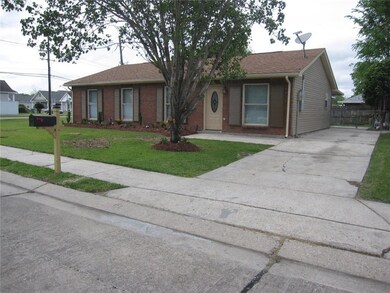 2652 Kirkwood Dr, Marrero, LA 70072 - photo 2