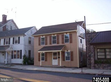 122 E King St, Littlestown, PA 17340 - photo 3