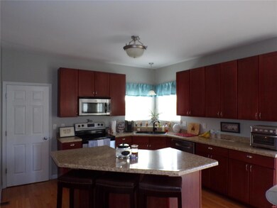 6712 Oxford Ln, Maryville, IL 62062 - photo 5