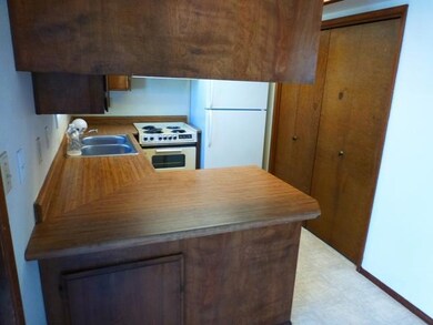 2056 Brookhurst St, Medford, OR 97504 - photo 4