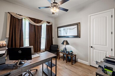 140 Lazy Creek Crossing, Hudson Oaks, TX 76087 - photo 5