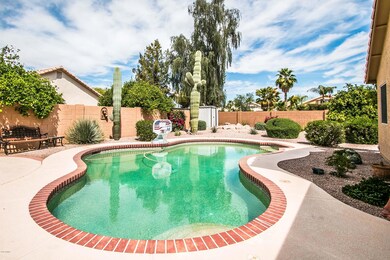 860 E Orchid Ln, Chandler, AZ 85225 - photo 4