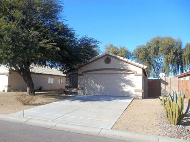Single story neighbors