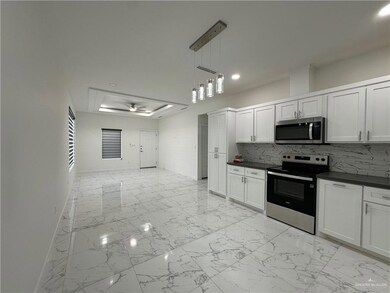 2304 E San Andrea St unit 2, Edinburg, TX 78542 - photo 4