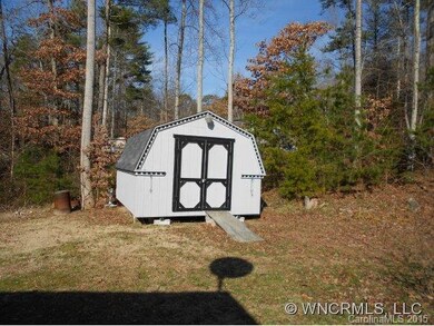 92 Forest Edge Dr, Hendersonville, NC 28792 - photo 3