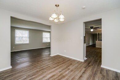 6384 Peardale Rd E, Columbus, OH 43229 - photo 7