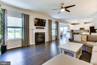 41664 Truly Cir, Aldie, VA 20105 - photo 6