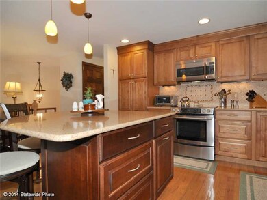 17 High View Dr, Smithfield, RI 02917 - photo 5