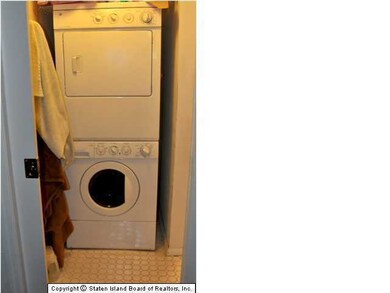 65 Elmwood Park Dr unit 21, Staten Island, NY 10314 - photo 7