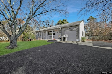 1599 Feureisen Ave, Bohemia, NY 11716 - photo 2