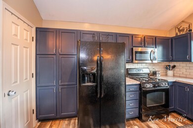 3685 Calkins Ct, Wayland, MI 49348 - photo 5