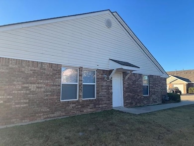 1116 Brandywine Ln unit 1, Norman, OK 73071 - photo 4