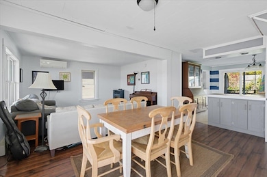 16 Railroad St, Waterbury, VT 05676 - photo 4