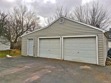 131 10th Ave, North Tonawanda, NY 14120 - photo 3