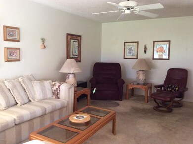 LIVING ROOM AREA