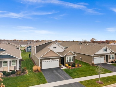 239 Durham St, North Aurora, IL 60542 - photo 2