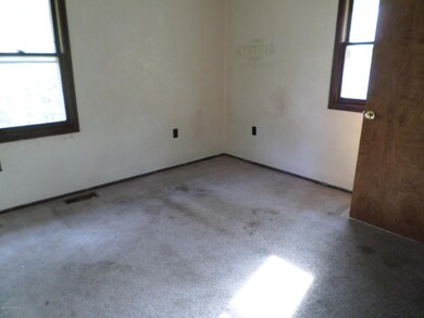 908 Ferry St, Niles, MI 49120 - photo 5