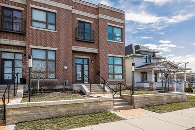 1018 2nd St SE, Cedar Rapids, IA 52401 - photo 7