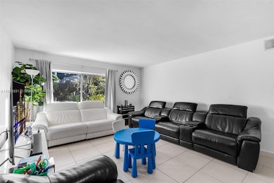 9621 SW 77th Ave unit 204B, Miami, FL 33156 - photo 5