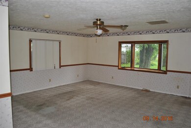 2056 E Kelley Rd, Frankfort, IN 46041 - photo 7
