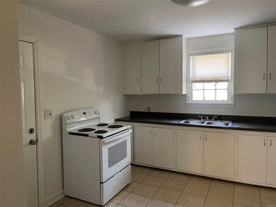 Spacious Kitchen