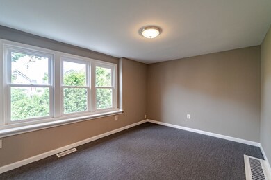 54 Gates St unit 5, Lowell, MA 01851 - photo 6