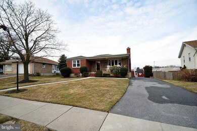 2223 Pleasant Dr, Catonsville, MD 21228 - photo 2