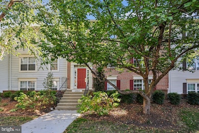 12102 Greenway Ct unit 101, Fairfax, VA 22033 - photo 2