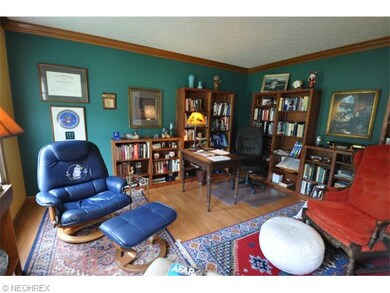 760 Hollyview Dr, Sheffield Lake, OH 44054 - photo 4