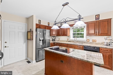 8919 Cottongrass St, Waldorf, MD 20603 - photo 3