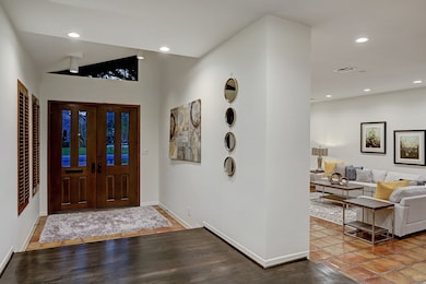 7722 Bellewood Dr, Houston, TX 77055 - photo 7