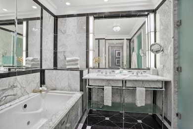 2 E 55th St unit 901, New York, NY 10022 - photo 3