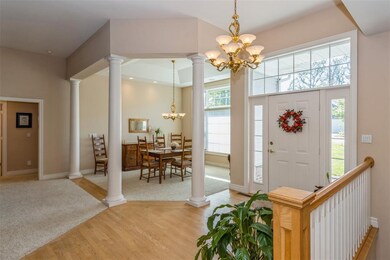 700 Eleanor Ct SE, Cedar Rapids, IA 52403 - photo 2