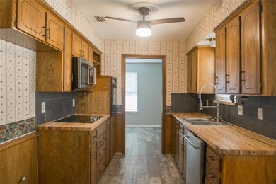 1808 Broadway St, Denton, TX 76201 - photo 6