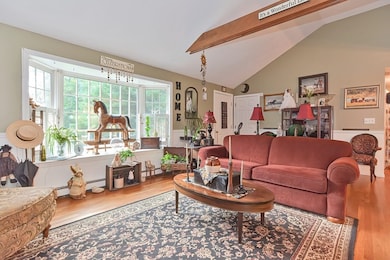 11 Richfield Cir, Carver, MA 02330 - photo 4