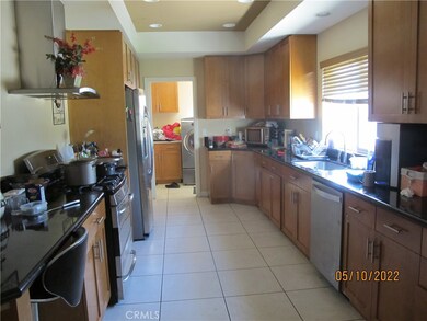 9866 Rose St, Bellflower, CA 90706 - photo 4