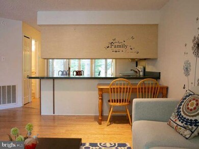 355 New Market Ct unit B335, Chesterbrook, PA 19087 - photo 6