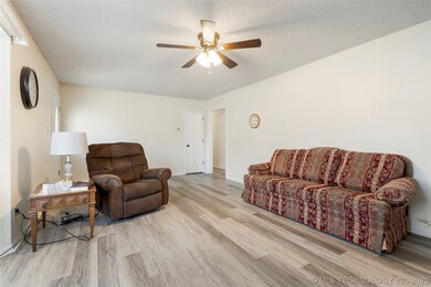 12109 S 49th West Ave, Sapulpa, OK 74066 - photo 5