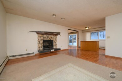 5006 Wesleyan-12