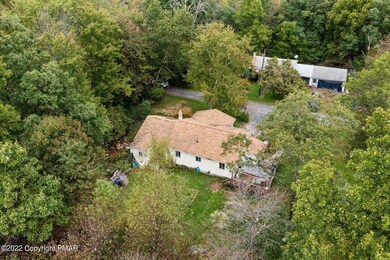 108 Upper Grandview Rd, Cresco, PA 18326 - photo 5