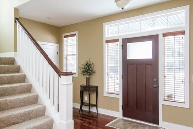 004-Foyer-2435382-small
