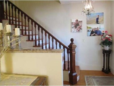 36 Beach Ave, Swampscott, MA 01907 - photo 4