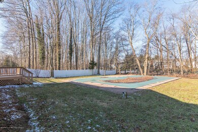 15 Brookside Cir, Marlboro, NJ 07746 - photo 5
