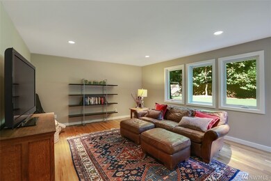 9031 SE 50th St, Mercer Island, WA 98040 - photo 7