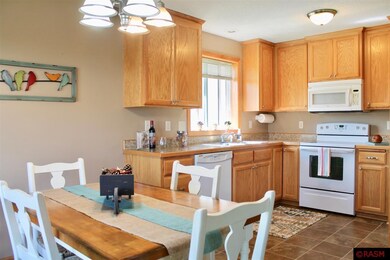 100 Timberwolf Ct, Mankato, MN 56001 - photo 6