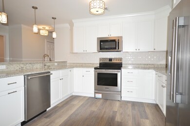 110 Main St unit 3, Amesbury, MA 01913 - photo 2